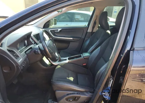 2017 Volvo Xc60 T5 из США, поврежденный, VIN YV440MDJ0H2074558